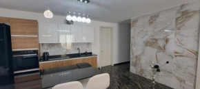 PrimRose Lux Loft